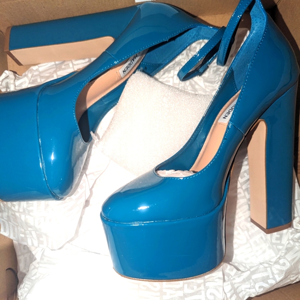Steve Madden platform shoes size 5 color teal